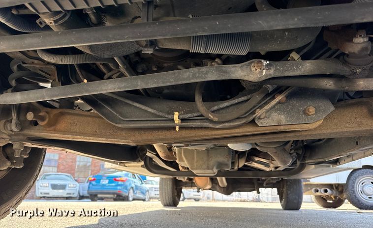 image for item FB8596 2012 Ford E350 Super Duty utility van