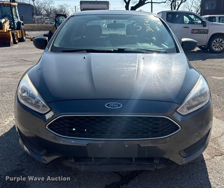 image for item FB8597 2016 Ford Focus 