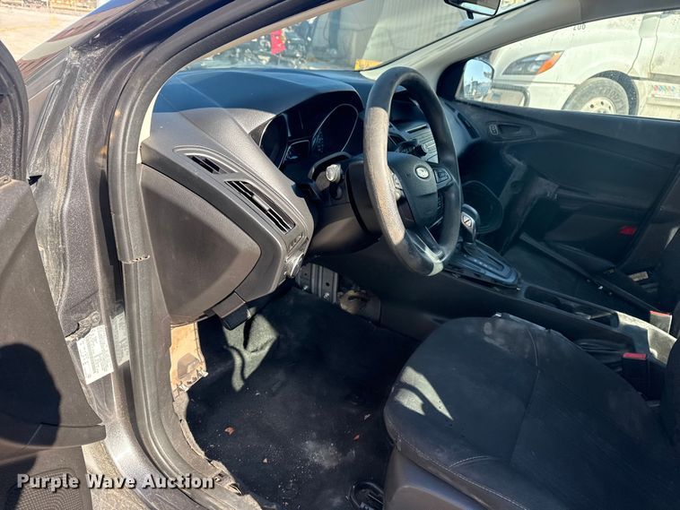 image for item FB8597 2016 Ford Focus 