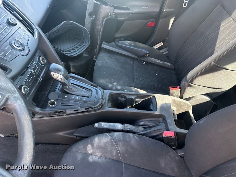 image for item FB8597 2016 Ford Focus 