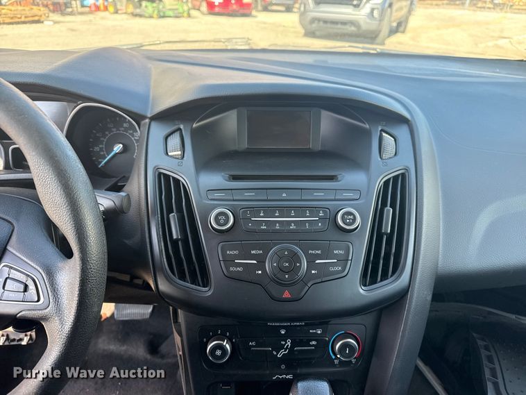 image for item FB8597 2016 Ford Focus 