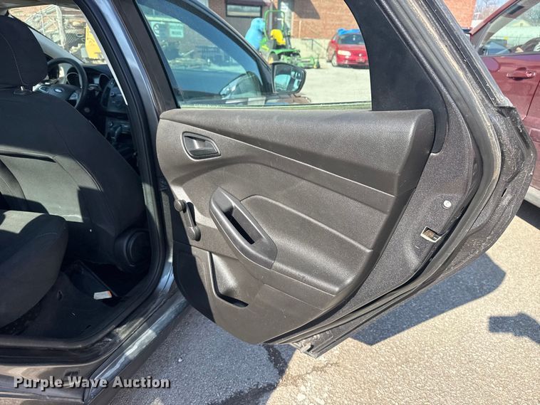 image for item FB8597 2016 Ford Focus 