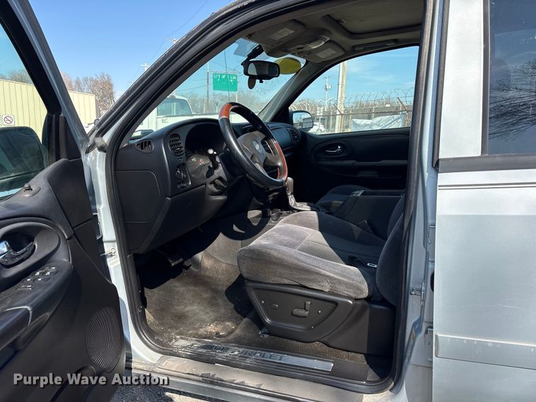 image for item FB8598 2008 Chevrolet Trailblazer SUV