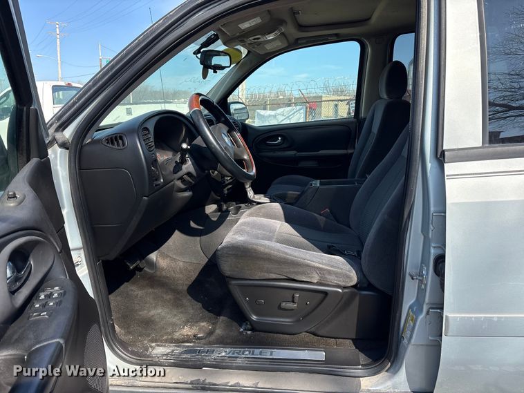 image for item FB8598 2008 Chevrolet Trailblazer SUV