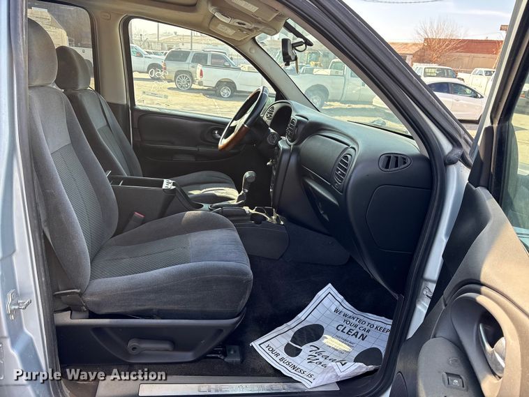 image for item FB8598 2008 Chevrolet Trailblazer SUV