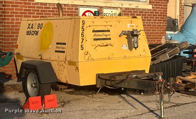 image for item FB8599 1995 Atlas Cooco XAS99JD air compressor