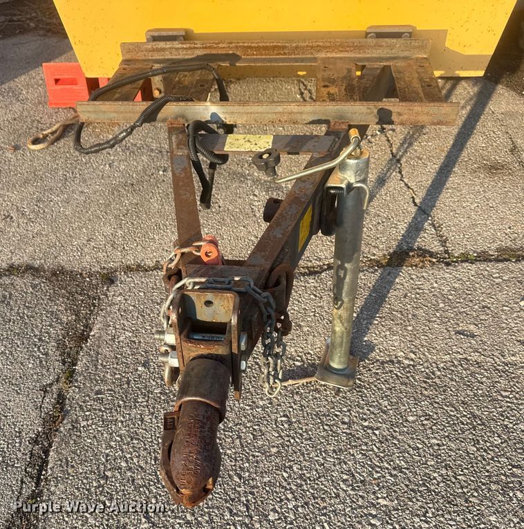 image for item FB8599 1995 Atlas Cooco XAS99JD air compressor