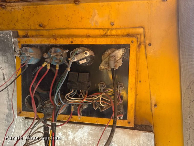 image for item FB8599 1995 Atlas Cooco XAS99JD air compressor