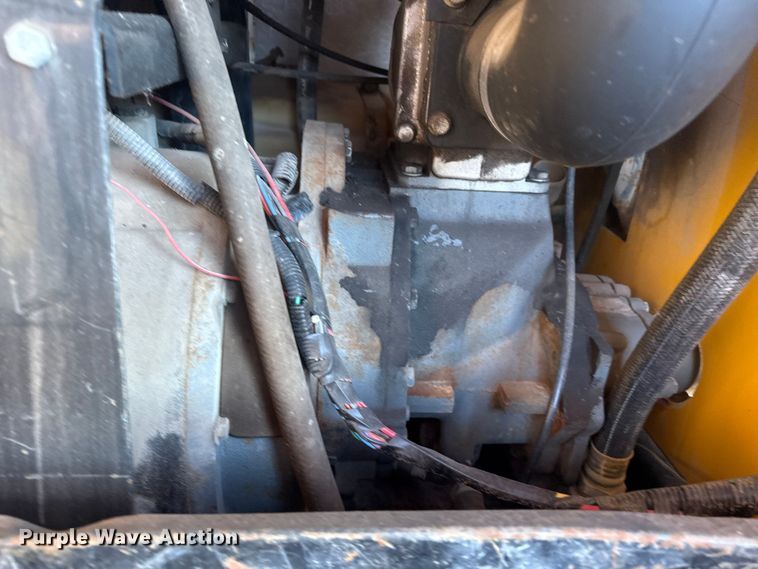 image for item FB8599 1995 Atlas Cooco XAS99JD air compressor