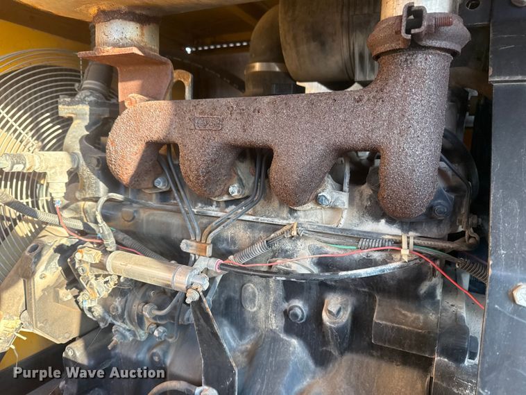 image for item FB8599 1995 Atlas Cooco XAS99JD air compressor