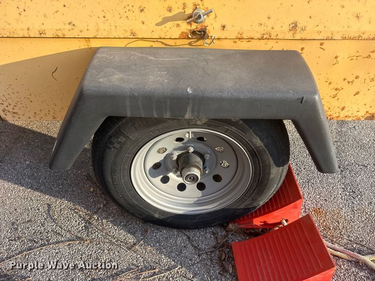 image for item FB8599 1995 Atlas Cooco XAS99JD air compressor