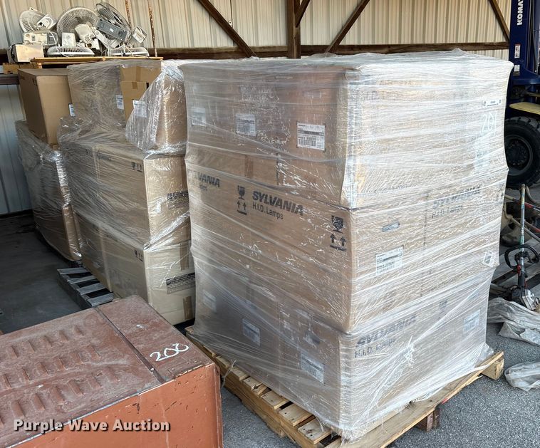 image for item FB8600 (3) pallets of approximately 200 Sylvania H.I.D lamps