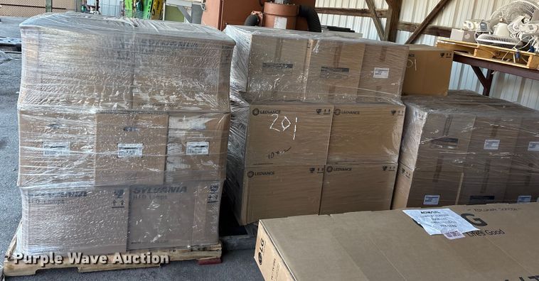 image for item FB8600 (3) pallets of approximately 200 Sylvania H.I.D lamps