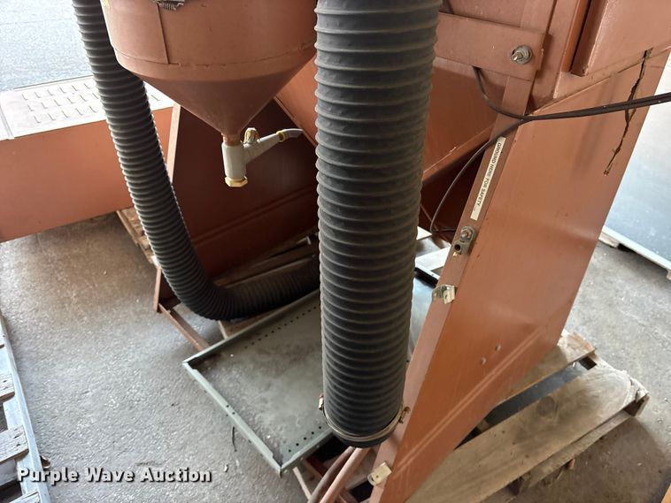 image for item FB8601 Zero 55-300R&DAG 1PH sand blast cabinet