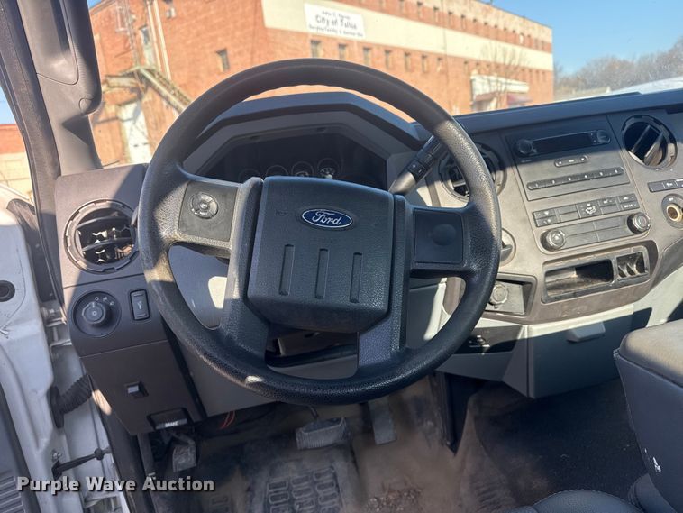 image for item FB8603 2011 Ford F250 Super Duty XLT utility bed pickup truck