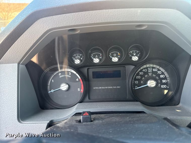 image for item FB8603 2011 Ford F250 Super Duty XLT utility bed pickup truck