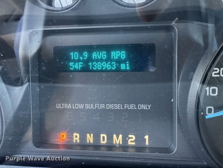 image for item FB8603 2011 Ford F250 Super Duty XLT utility bed pickup truck