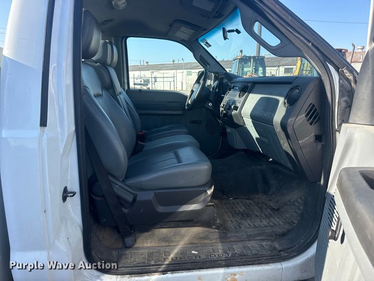 image for item FB8603 2011 Ford F250 Super Duty XLT utility bed pickup truck