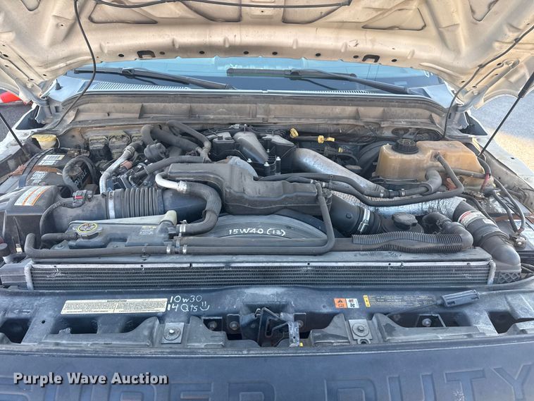 image for item FB8603 2011 Ford F250 Super Duty XLT utility bed pickup truck