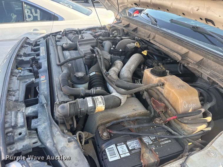 image for item FB8603 2011 Ford F250 Super Duty XLT utility bed pickup truck