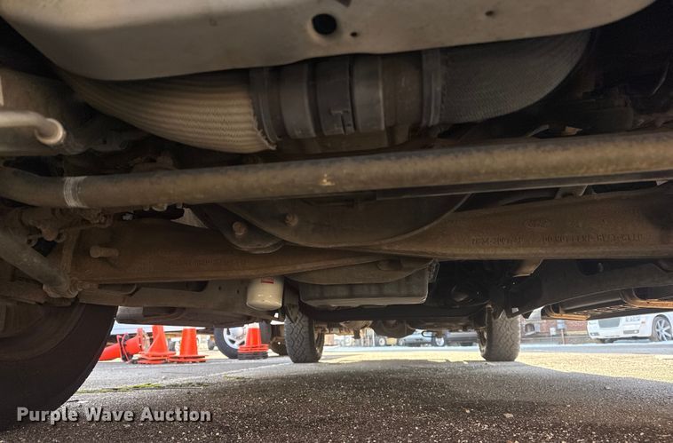 image for item FB8603 2011 Ford F250 Super Duty XLT utility bed pickup truck