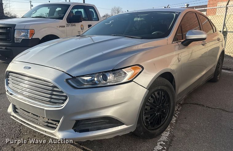 image for item FB8604 2014 Ford Fusion 