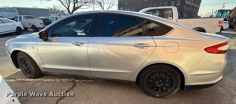 image for item FB8604 2014 Ford Fusion 