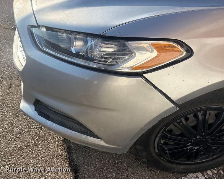 image for item FB8604 2014 Ford Fusion 