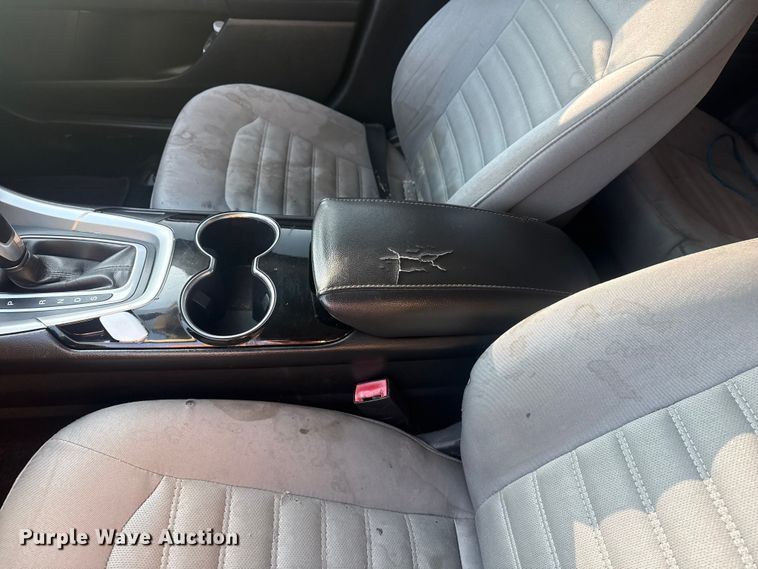 image for item FB8604 2014 Ford Fusion 