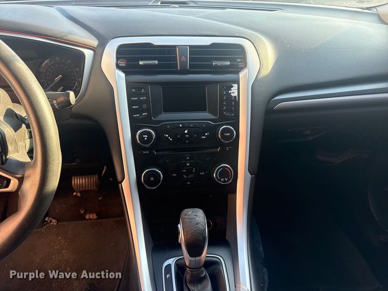 image for item FB8604 2014 Ford Fusion 