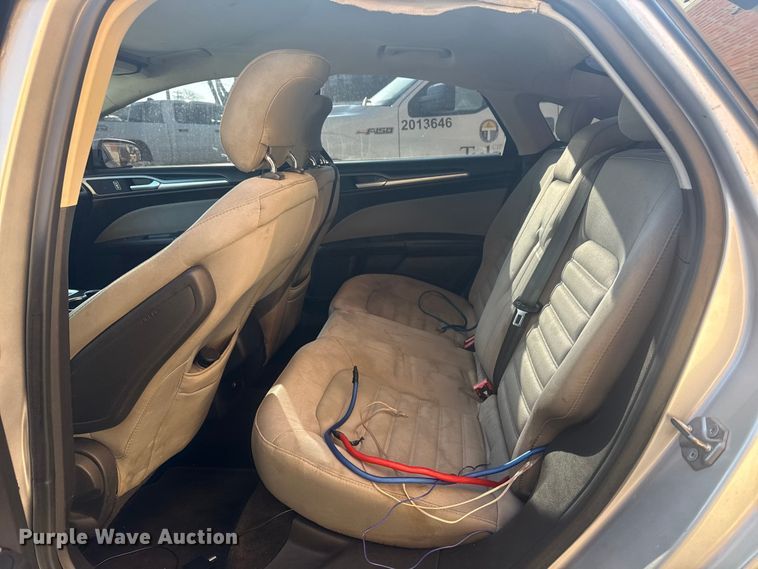 image for item FB8604 2014 Ford Fusion 