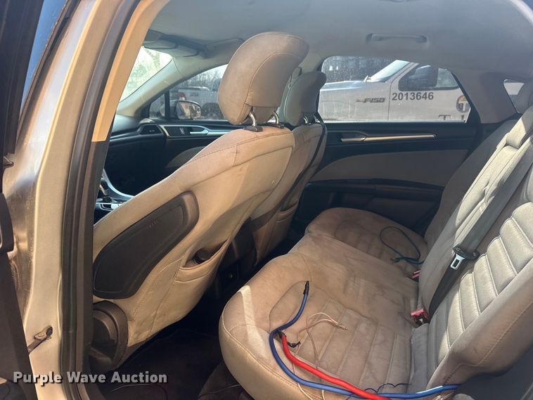 image for item FB8604 2014 Ford Fusion 