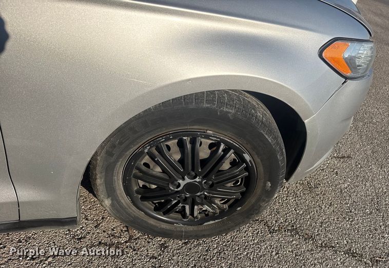 image for item FB8604 2014 Ford Fusion 