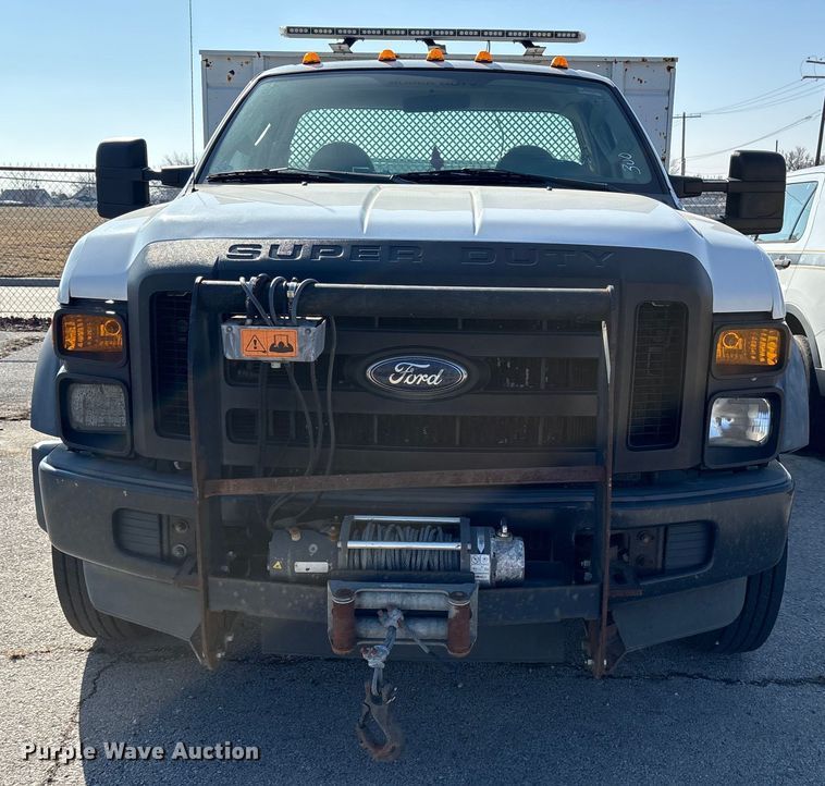 image for item FB8607 2010 Ford F450 Super Duty XL dump truck