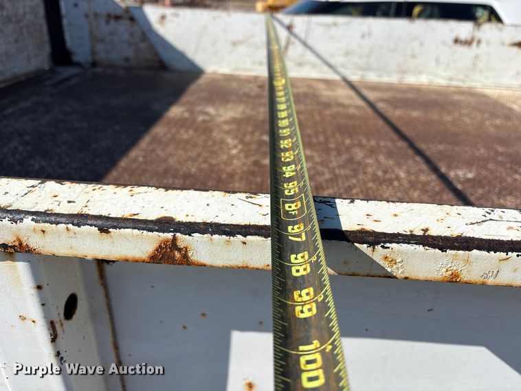 image for item FB8607 2010 Ford F450 Super Duty XL dump truck