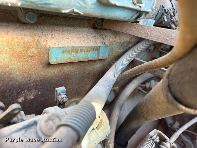 image for item FB8608 1990 International 4900 box truck