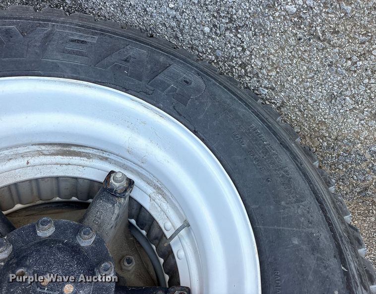 image for item FB8608 1990 International 4900 box truck