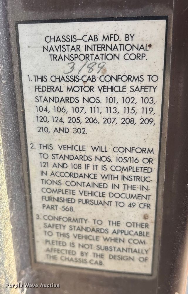 image for item FB8608 1990 International 4900 box truck