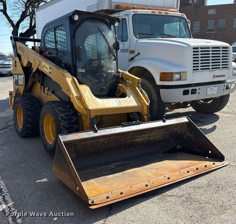 image for item FB8609 2016 Caterpillar 272D skid steer loader
