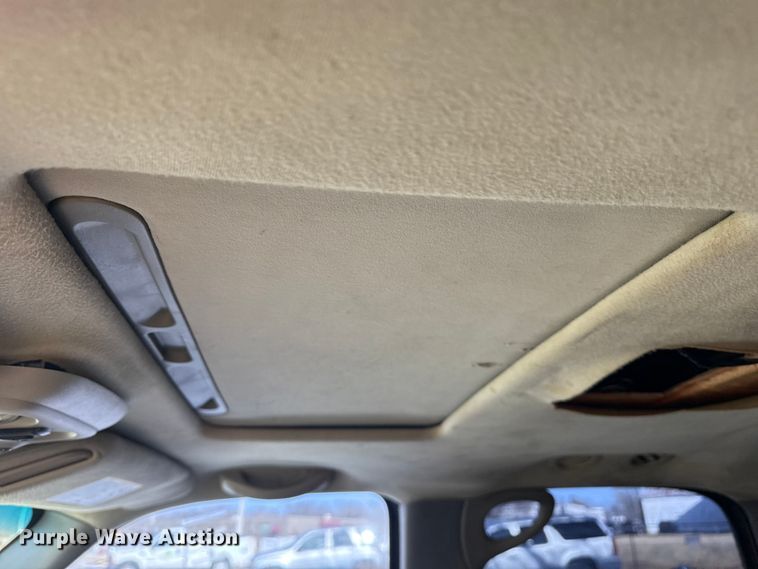 image for item FB8610 2002 GMC Yukon SUV