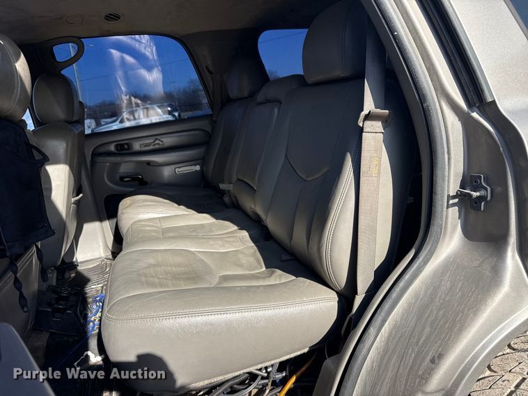 image for item FB8610 2002 GMC Yukon SUV