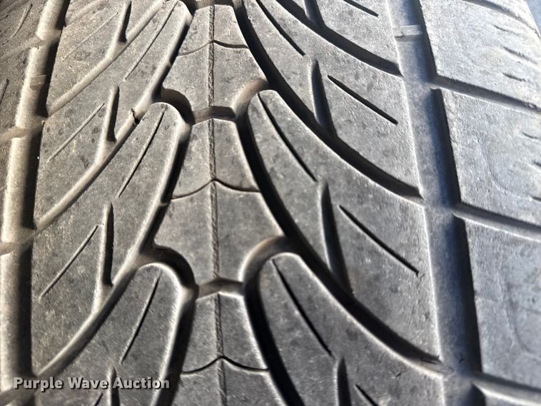 image for item FB8610 2002 GMC Yukon SUV