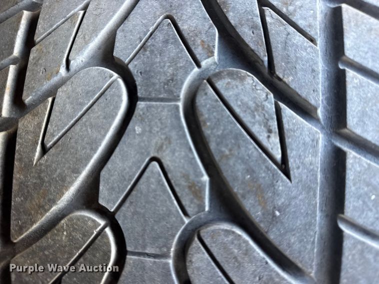 image for item FB8610 2002 GMC Yukon SUV