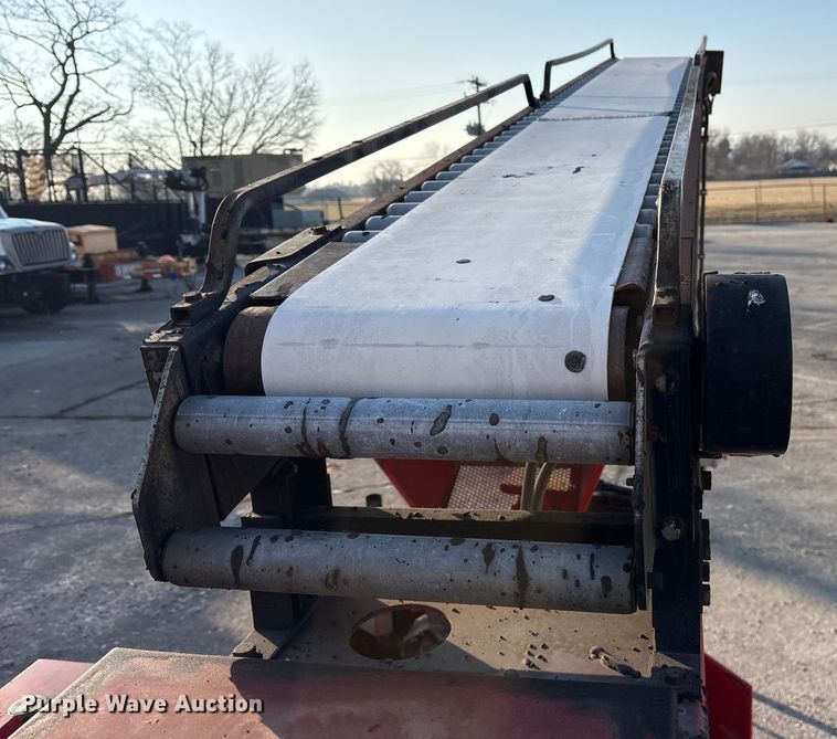 image for item FB8612 1999 Crafco SS250 melter applicator