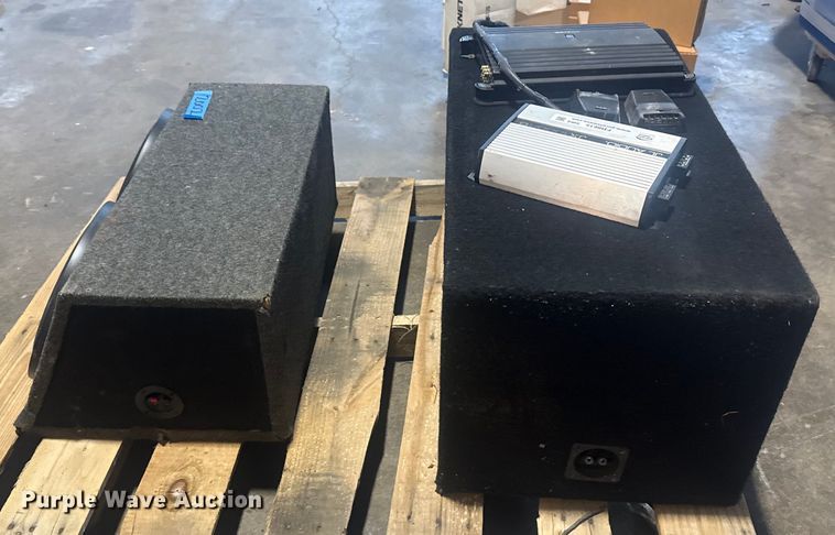 image for item FB8615 Car audio equipment