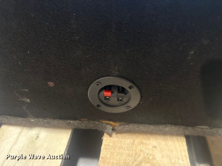 image for item FB8615 Car audio equipment