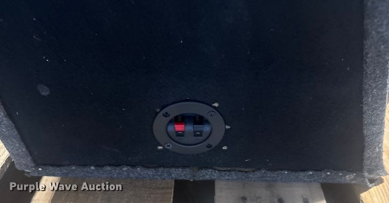 image for item FB8615 Car audio equipment