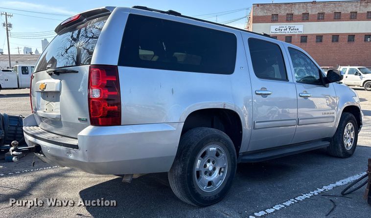 image for item FB8619 2012 Chevrolet Suburban SUV