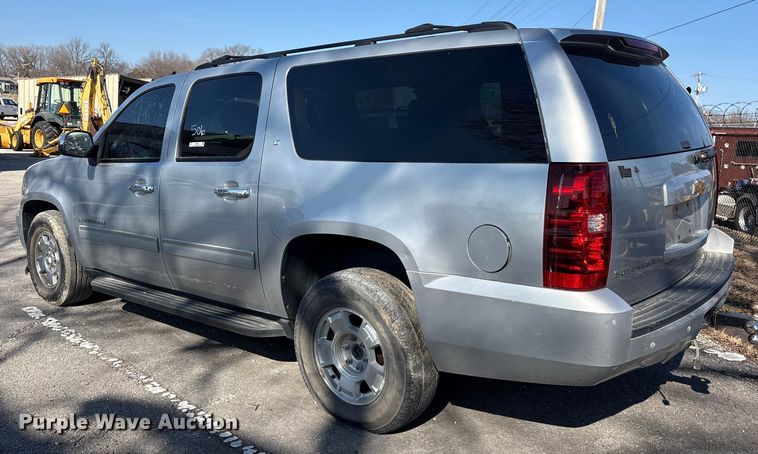 image for item FB8619 2012 Chevrolet Suburban SUV