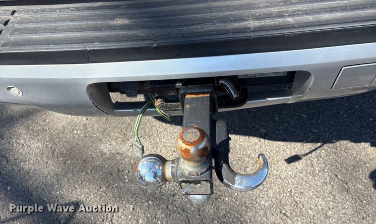 image for item FB8619 2012 Chevrolet Suburban SUV